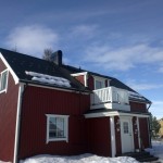 Snörasskydd för plåttak - Snösmältning pågår i Kiruna Jukkasjärvi 2011-04-14