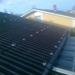 Snörasskydd för etenittak