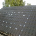 Om man skulle inte montera rasskyddet från vinskivan till vinskivan då monterar man Kulos Kil is  snöbrytare vid siksaks raderna så att snömängden delas sig då klarar rasskyddet bätre