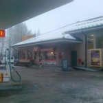 Shell bensinmacken - Foto mot nordut efter första tövärder 19.11.2010 - har skyddat för Kulo snörasskydd