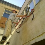 Kulo stegstöd bra hjäp för rengörningen av fönstret